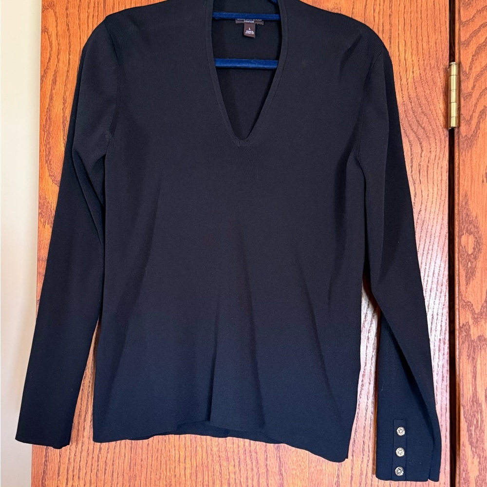 Dana Buchman Black Knit V neck Sweater size L